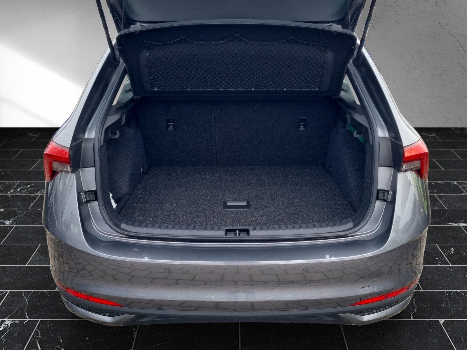 Fahrzeugabbildung SKODA Scala Essence 1,0 TSI DSG GRA PDC