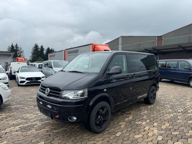 Volkswagen T5 Transporter Bus Multivan Highline 4Motion