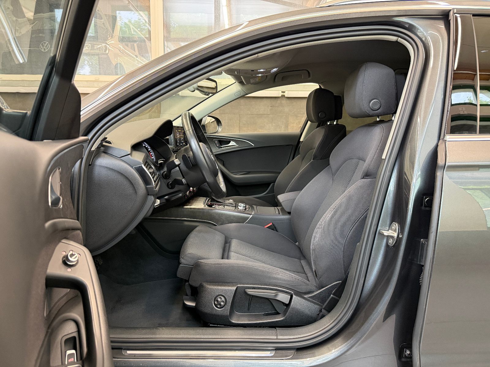 Audi A6 Avant 2.0 TFSI quattro LED AHK foto 2