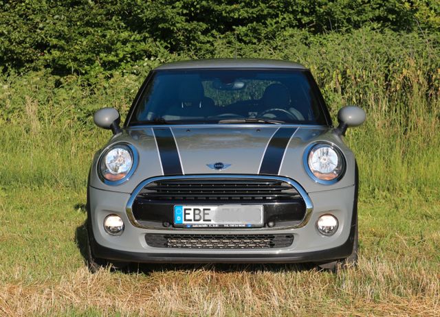 MINI COOPER Sporstsitze,Sitzhzg,Tempomat,PDC,etc.