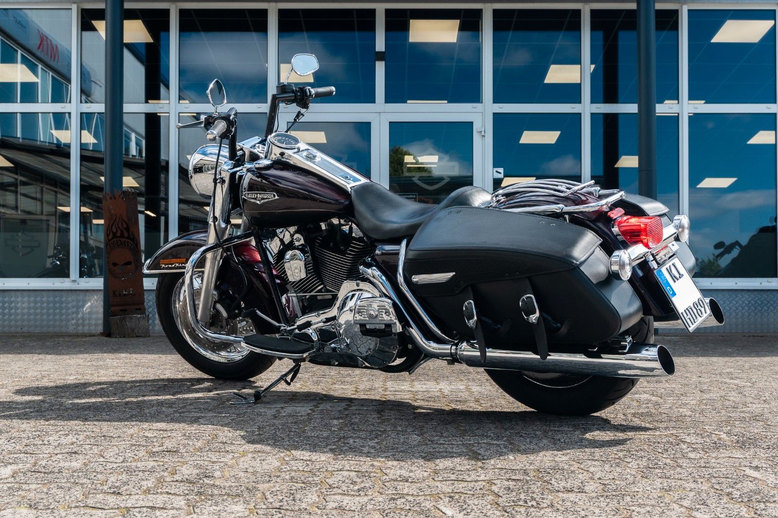 Fahrzeugabbildung Harley-Davidson FLHRC Road King Classic - Ape - Le Pera
