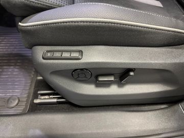 Skoda Kodiaq 1.5 TSI Sportline AHK*Panodach*Matrix*