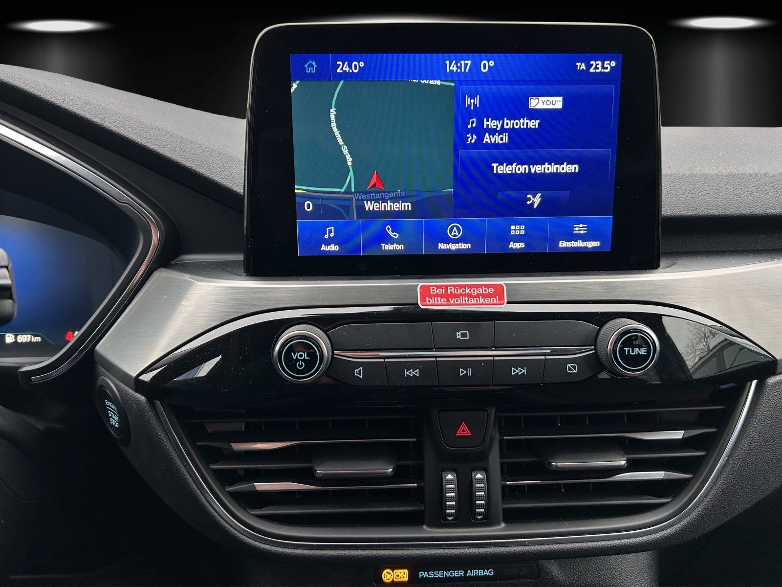 Fahrzeugabbildung Ford Kuga Titanium FHEV GJR Winter Pa NAVI PDC Kamera