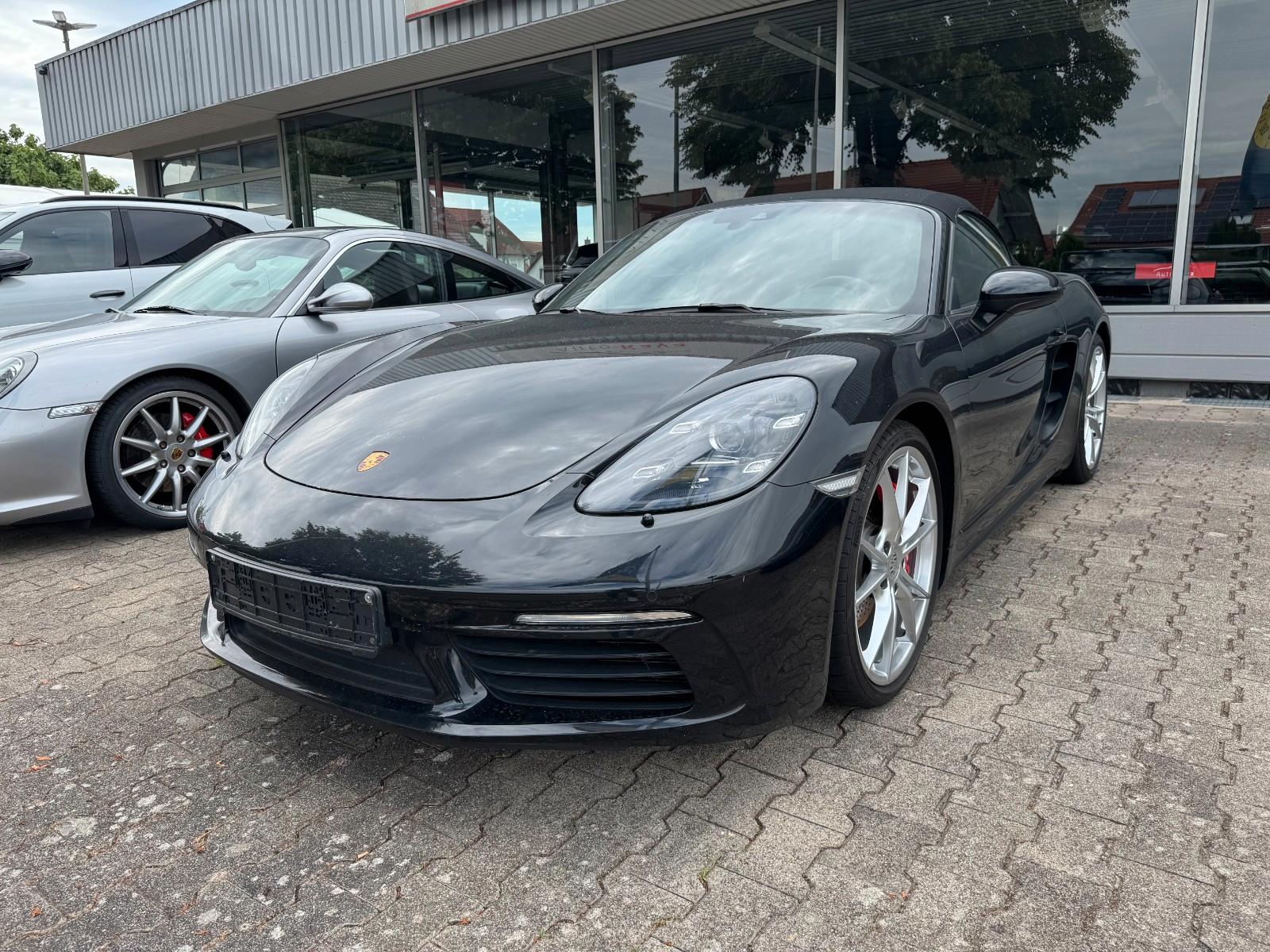 Porsche 718 Boxster S PDK/PASM/Sportabgas/LMR20"...