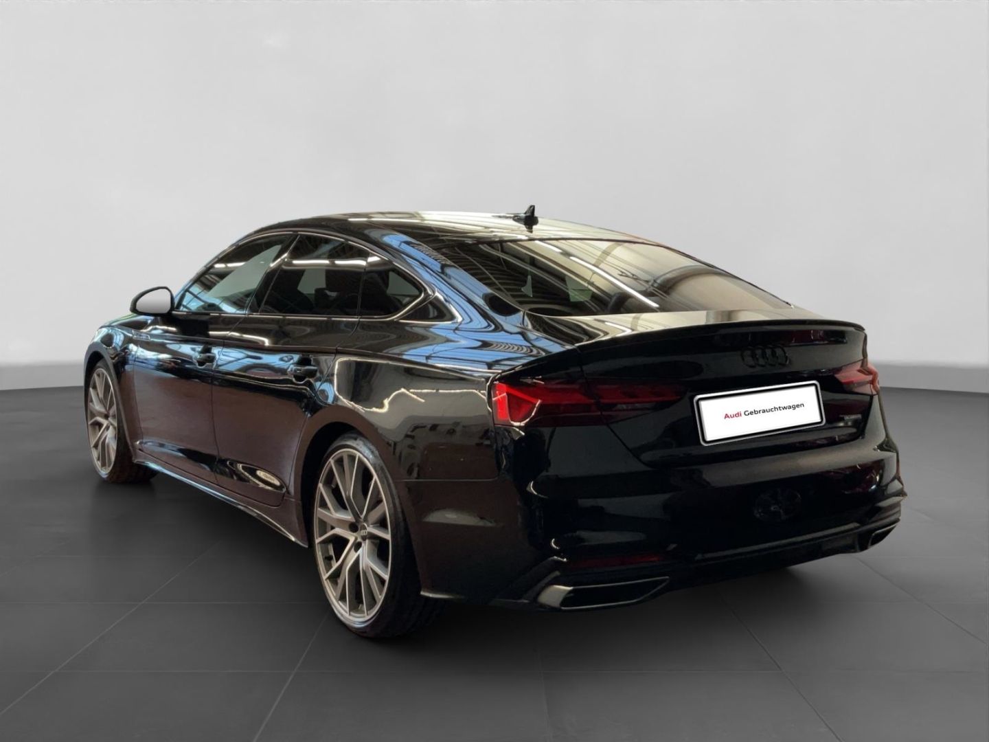 Audi A5 Sportback 40 2.0 TFSI quattro S line Competit foto 4