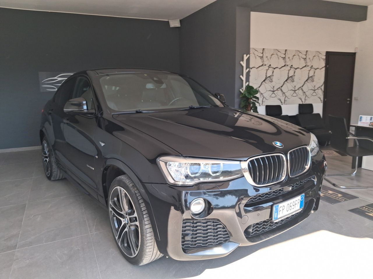 BMW X4 - 1