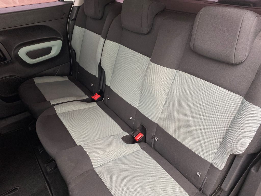 Fahrzeugabbildung Citroën Berlingo M PureTech 110 LIVE *Einparkhilfe*