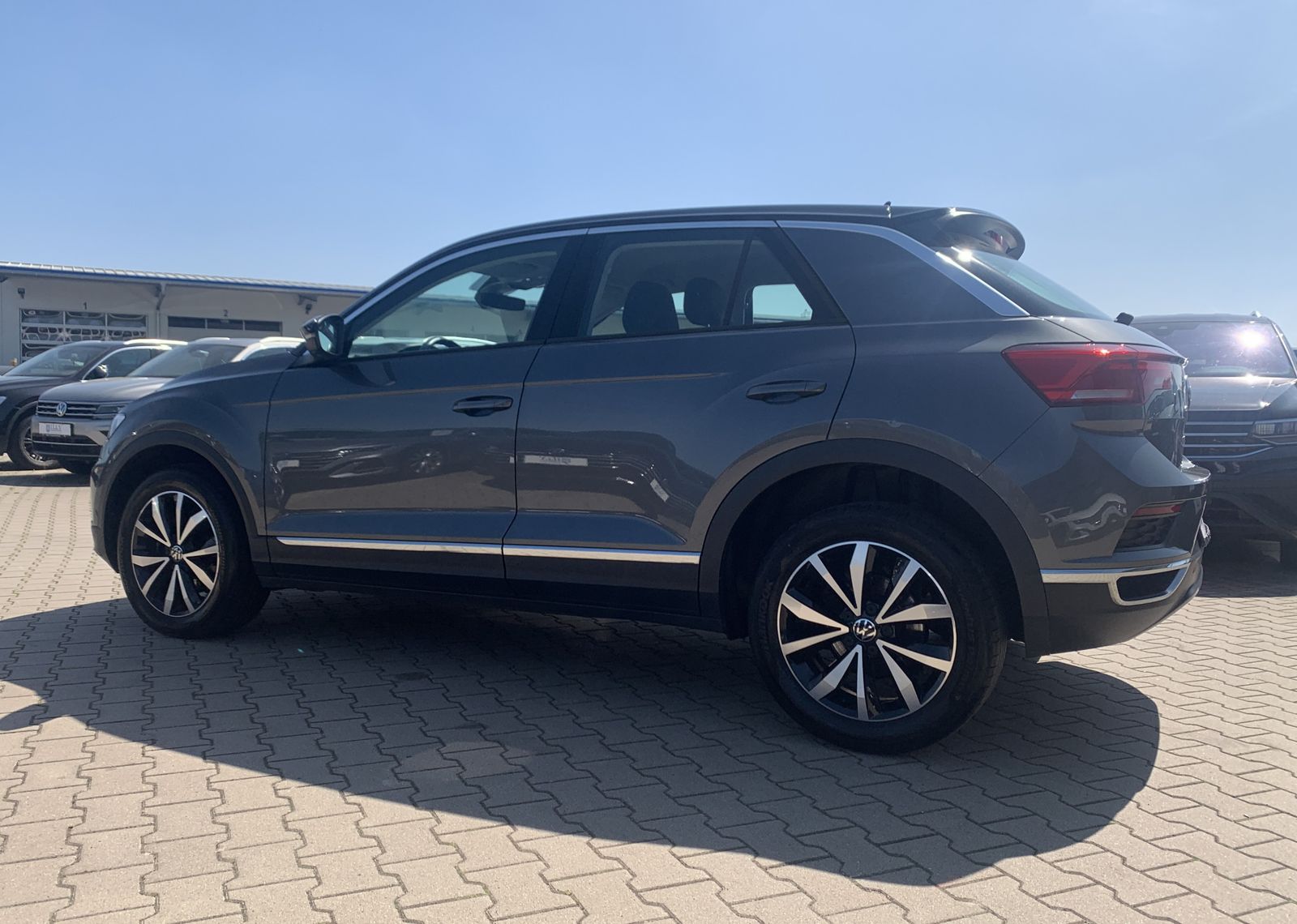 Fahrzeugabbildung Volkswagen T-Roc 2.0 TDI*Style*LED*ACC*Navi*Cam**PDC*