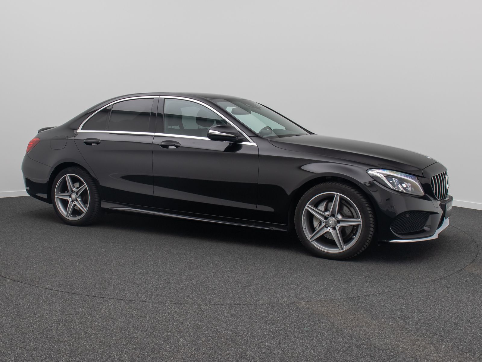 Fahrzeugabbildung Mercedes-Benz C 220 BlueTec/d AMG Line Kamera AHK HUD Sport LM