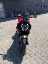 Ducati Diavel V4 Neuzustand viel Zubehör - DUCATI DIAVEL V4