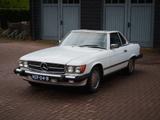 Mercedes-Benz SL 560 - weiße Mercedes-Benz SL 560