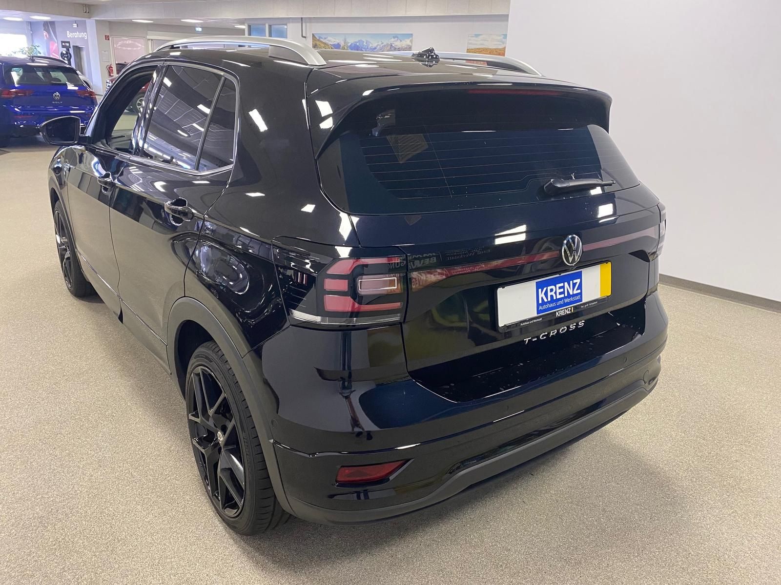 Fahrzeugabbildung Volkswagen T-Cross 1.5 TSI DSG Style R-Line+ACC+RFK+APP+LED