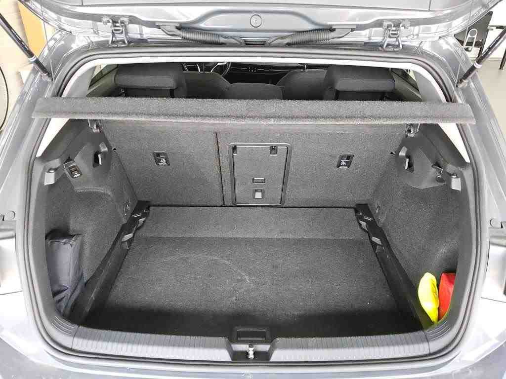 Volkswagen Golf - Bild 10