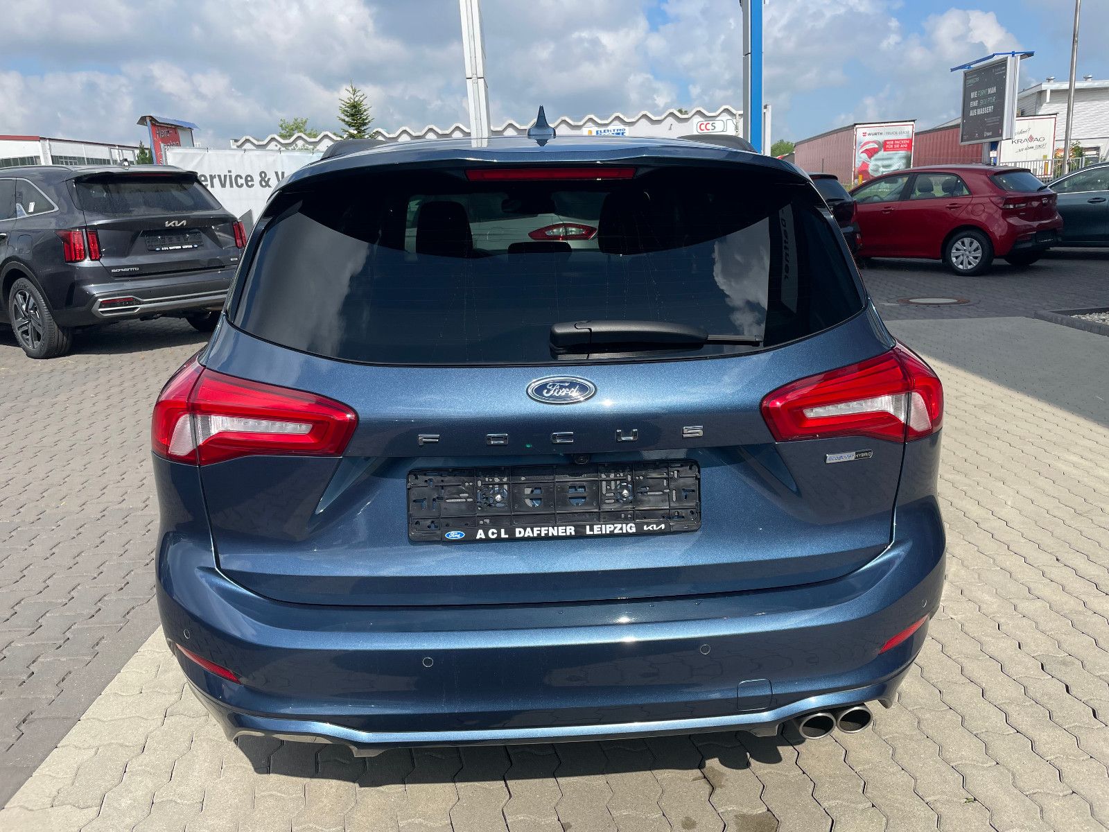 Fahrzeugabbildung Ford Focus ST-Line X Hybrid, tot.W.Ass., Abstandstemp