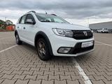 Dacia Logan MCV II Kombi Stepway - Dacia Logan mit Diesel-Antrieb: Kombi