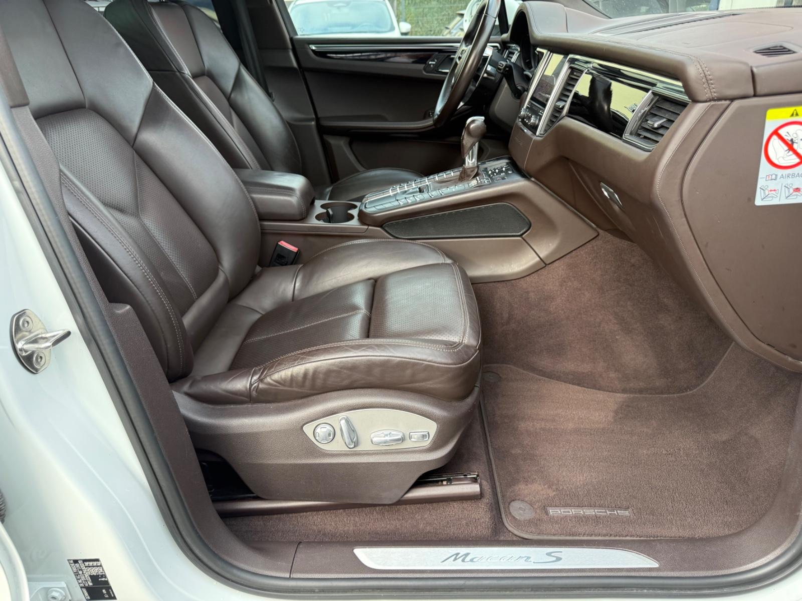 Porsche Macan S 3.0 PANO/AHK/LEDER/ACC/PCM/LM20/2.HD/MEM