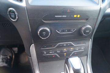 Ford S-Max - 10
