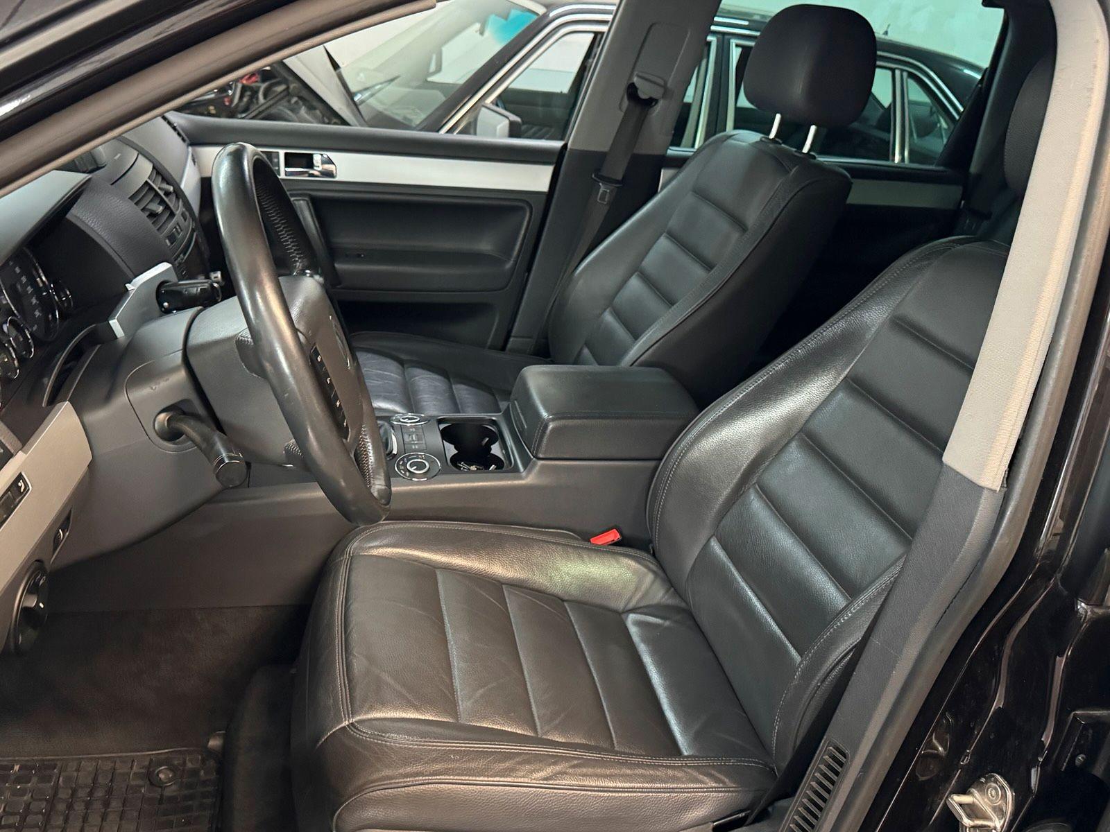 Volkswagen Touareg 2006 — photo 7