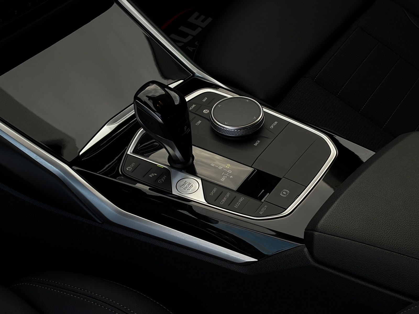 Fahrzeugabbildung BMW 320i Limo Sport Line 3Z-Klima Temp. LCProf. AHK