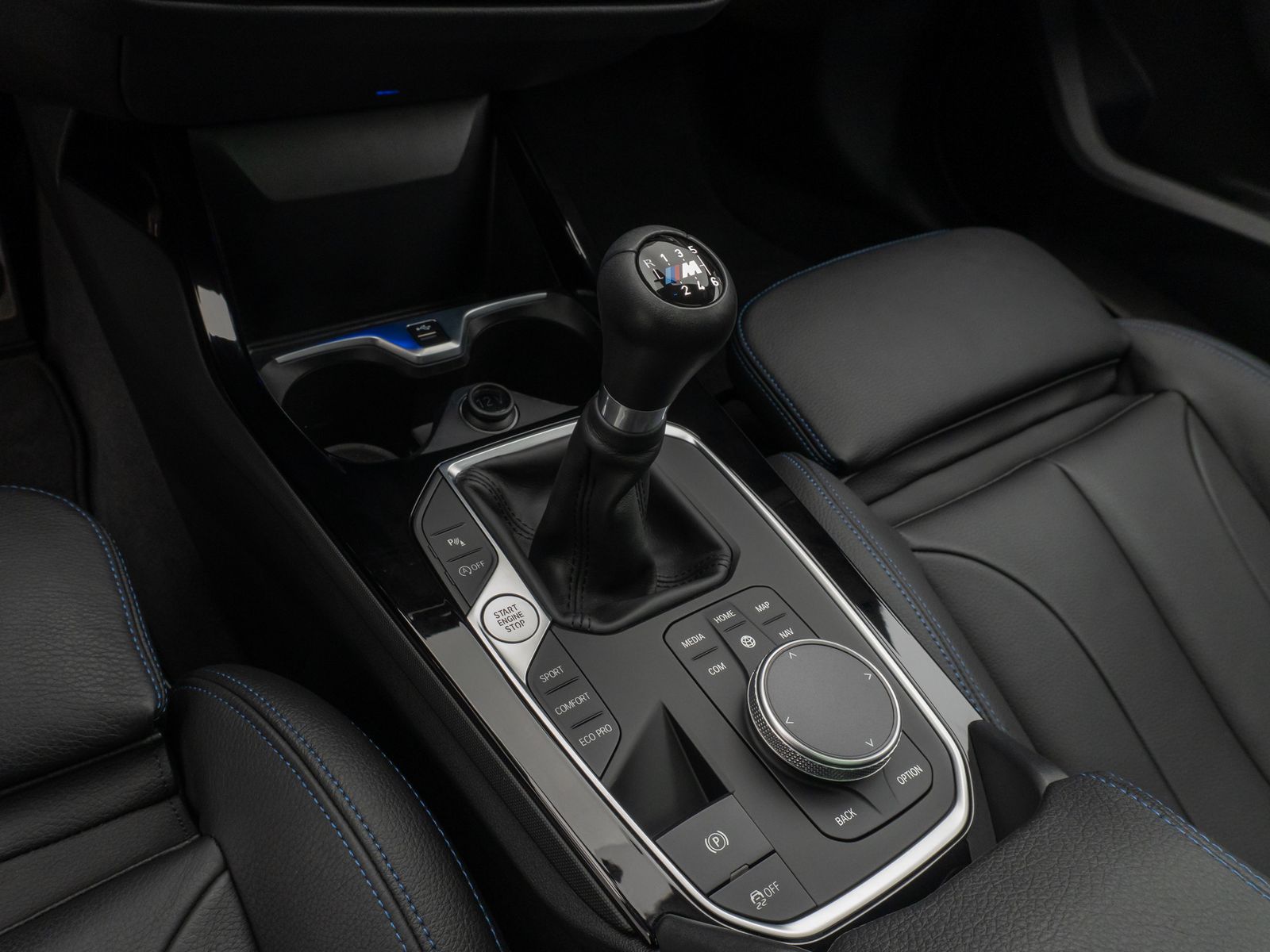 Fahrzeugabbildung BMW 118i M Sport DAB Panorama HiFi Adapt.LED Leder