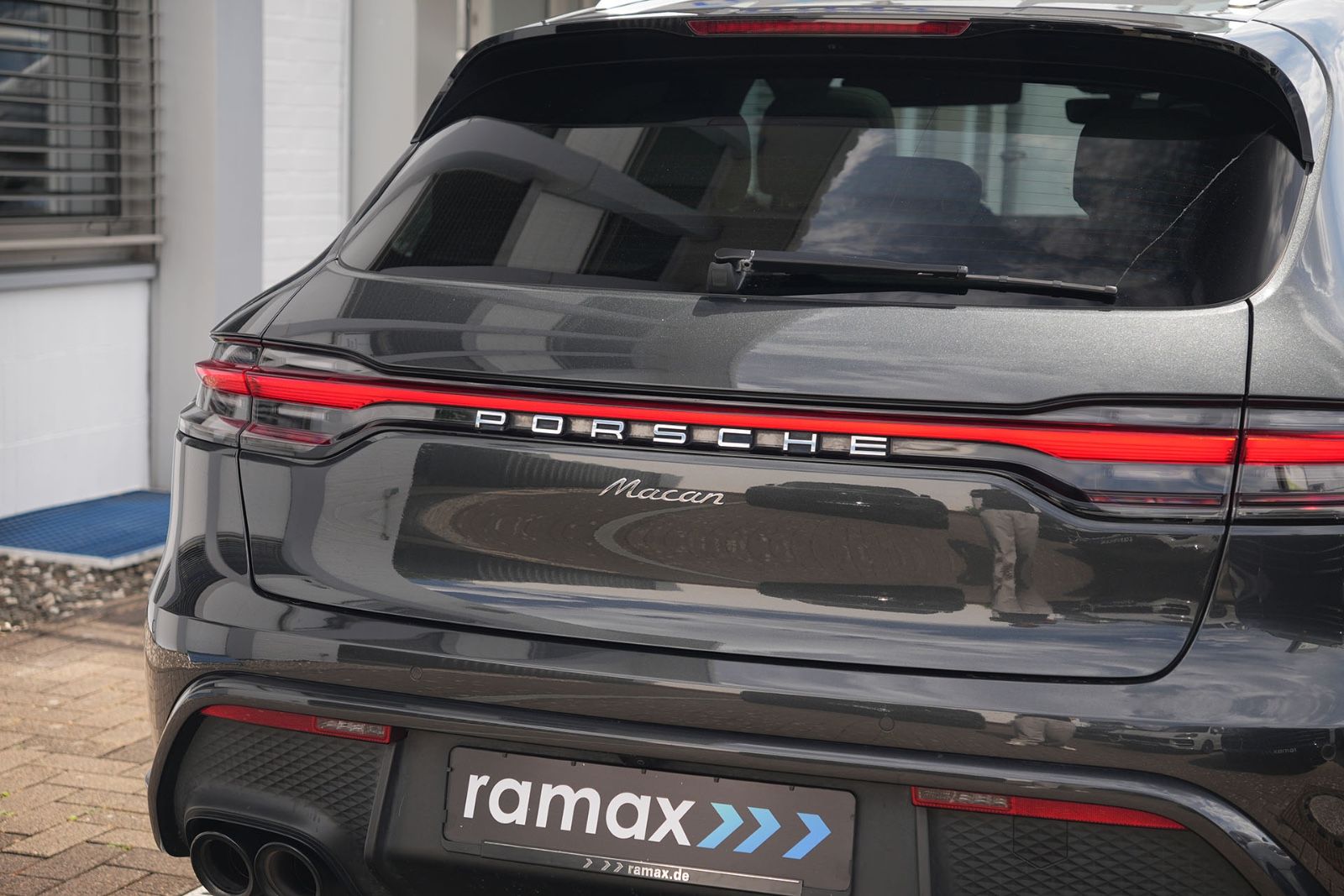 Porsche Macan LEDER KREIDE-ACC-LUFTF-PANO-SPORTABG.-VOLL foto 9