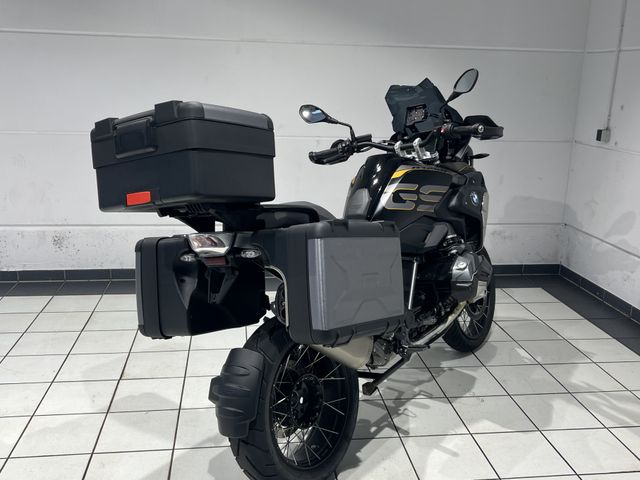 BMW R 1250 GS Koffer LI/RE Topcase Akrapovic