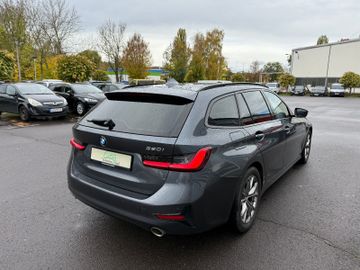 BMW 320i Touring SportLine+LED+StLüftung+App+Virtual
