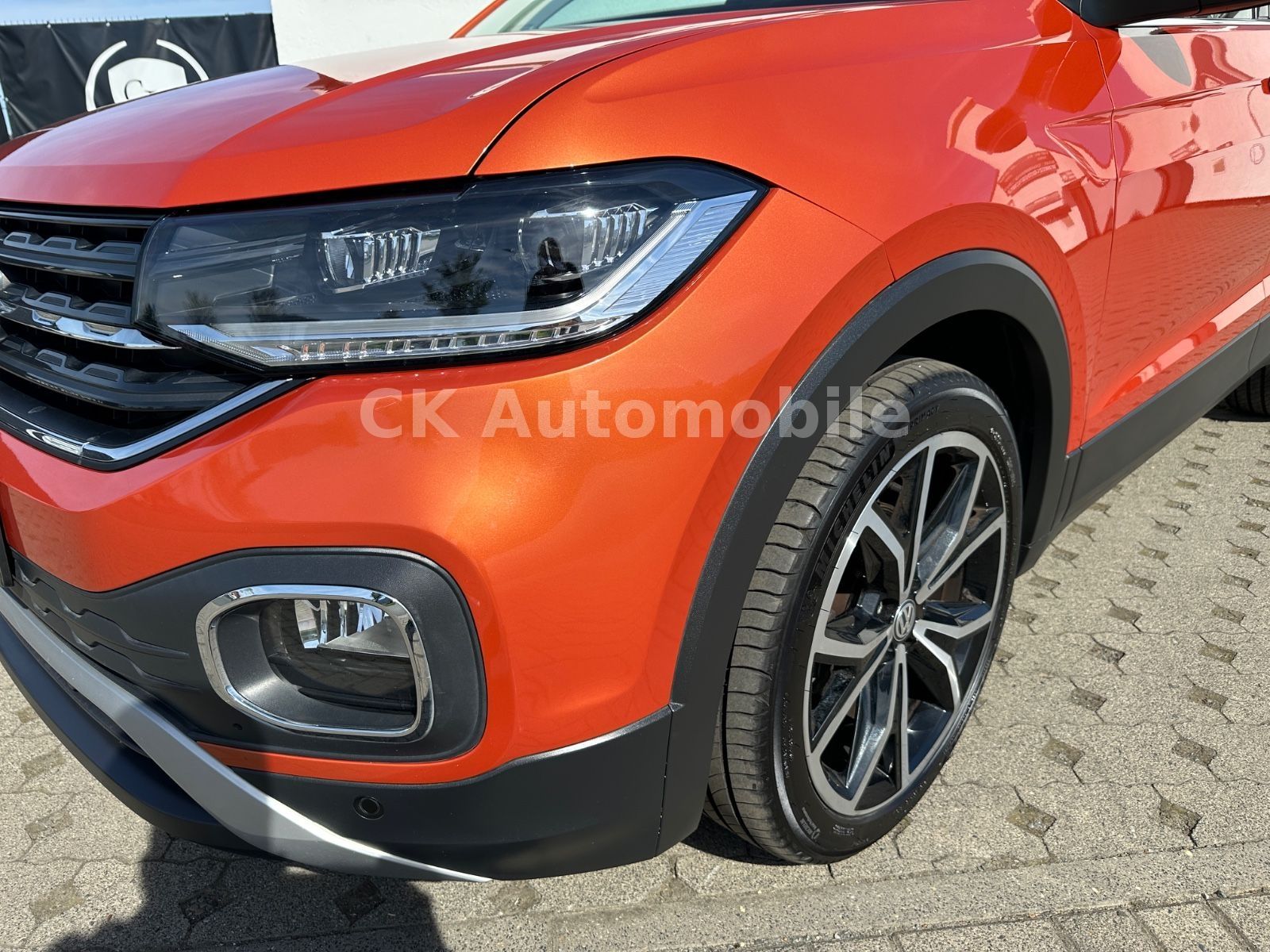 Fahrzeugabbildung Volkswagen T-Cross Style 1.0 TSi DSG/Navi/LED/ACC/Kamera
