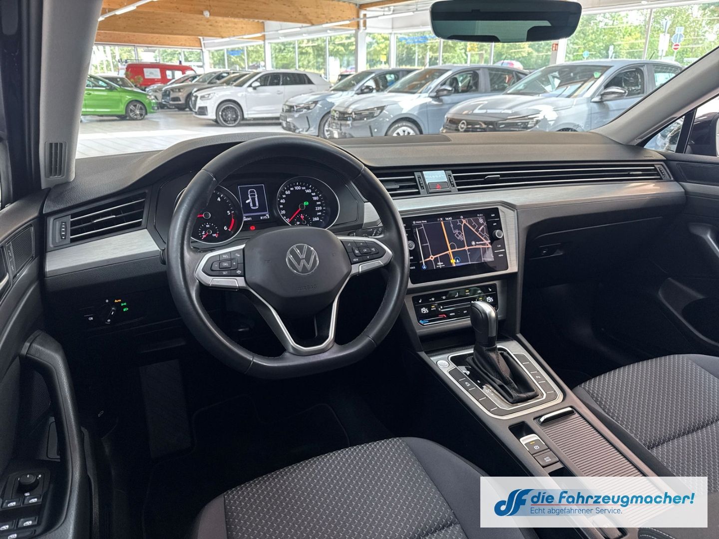 Fahrzeugabbildung Volkswagen Passat Variant Conceptline sch.AHK Navi LED ACC