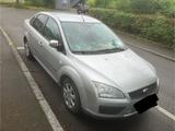 Ford Focus 1.6 Sth (Stufenheck) - Ford Focus: Stufenheck