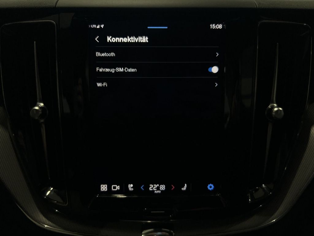Volvo XC60 T6 R-Design Recharge AWD ACC AHK 360° LED