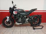 Triumph Trident 660 Triple Tribute - Triumph Trident 660 Triple Tribute