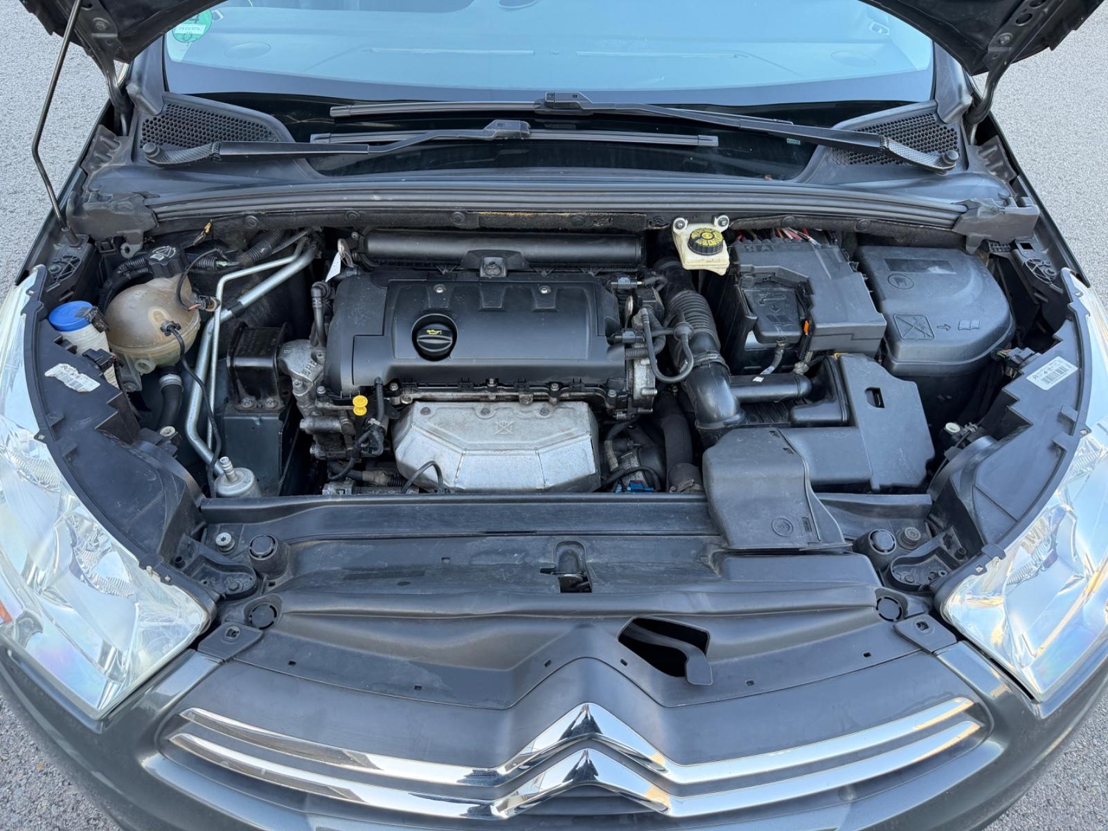 Citroën C4 Lim. Exclusive_KlimAut_TotWinkel_Sitzhz_Tempo