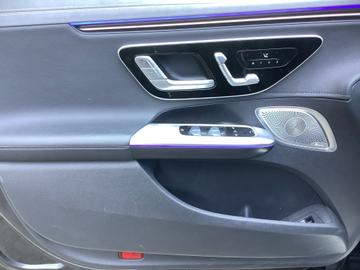 صورة 6 لـ 2022 Mercedes-BENZ EQE