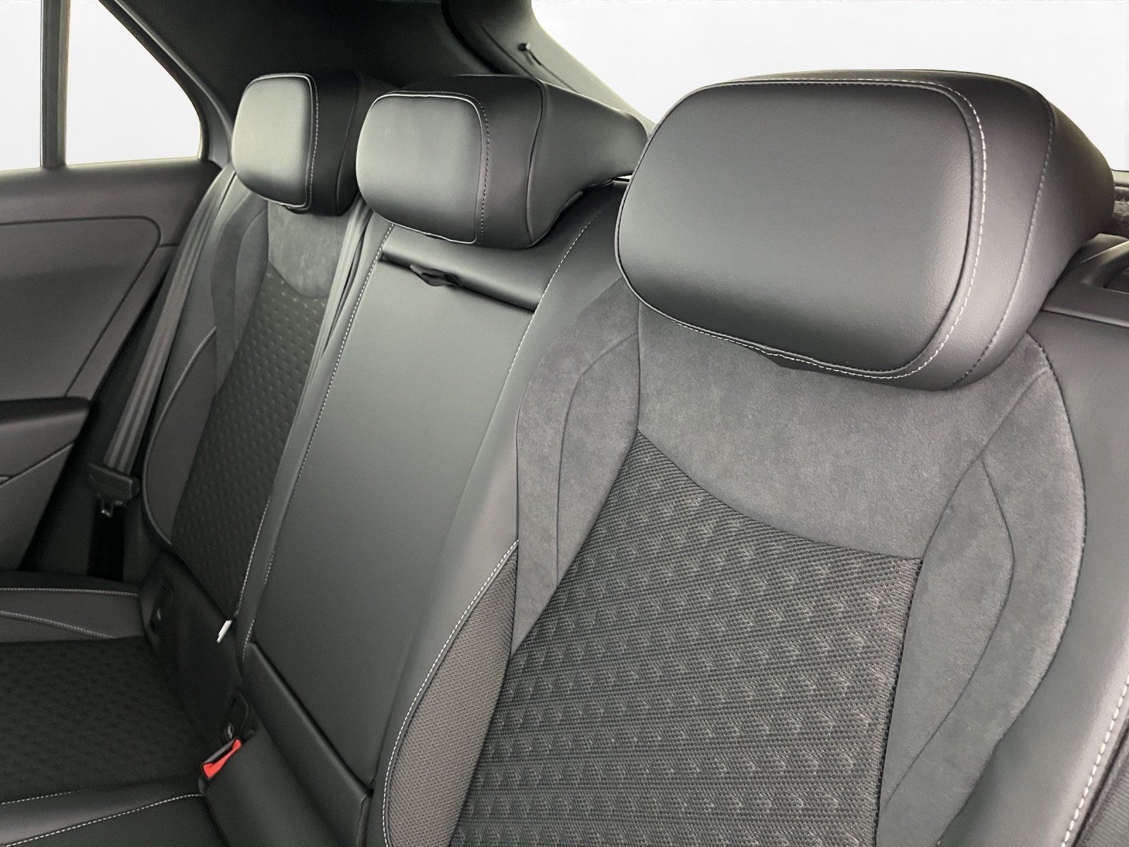 Volkswagen T-Roc - Bild 10