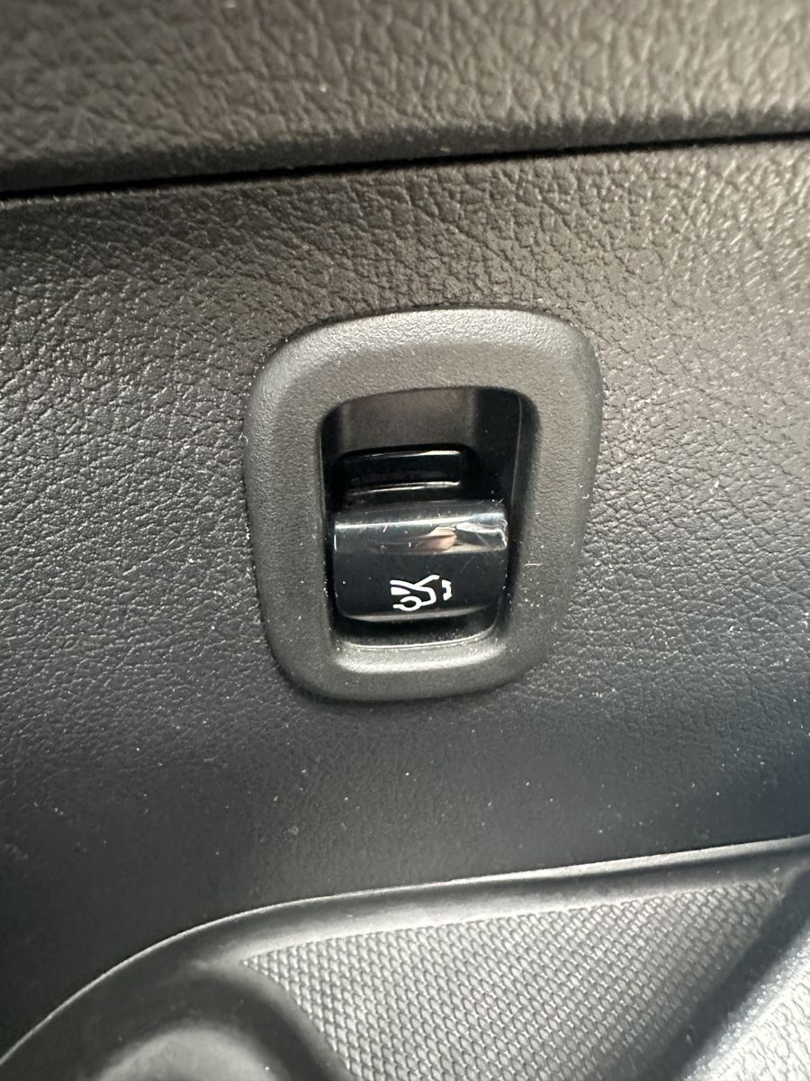 Fahrzeugabbildung Mercedes-Benz C 200d T Business 9G-TRONIC NAV+LED+ACC+KAMERA