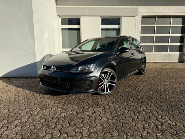 Volkswagen Golf VII 2.0 TDI Lim. GTD BMT DSG Sport & Sound