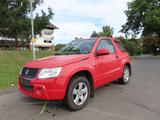 Suzuki Grand Vitara 1.6 Club - Suzuki Grand Vitara Club mit Benzin-Antrieb