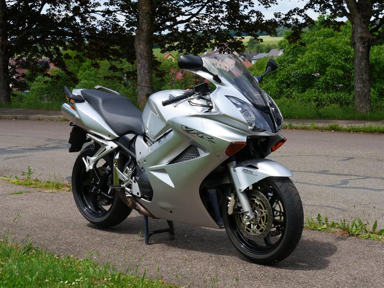 Honda VFR 800 F