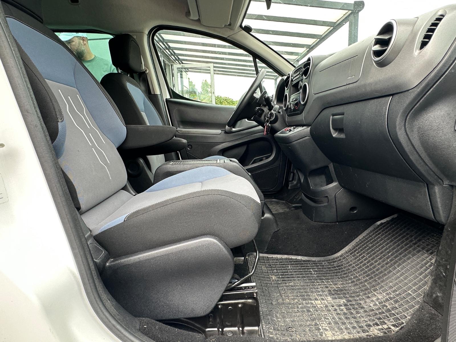 Peugeot Partner Tepee Active Automatik*Klima*Temp*PDC*AH