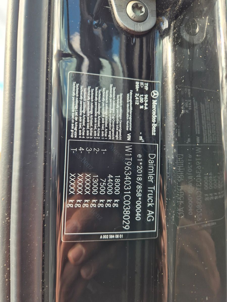 Fahrzeugabbildung Mercedes-Benz Actros 1848 LS Hydraulik Reatarder Standklima