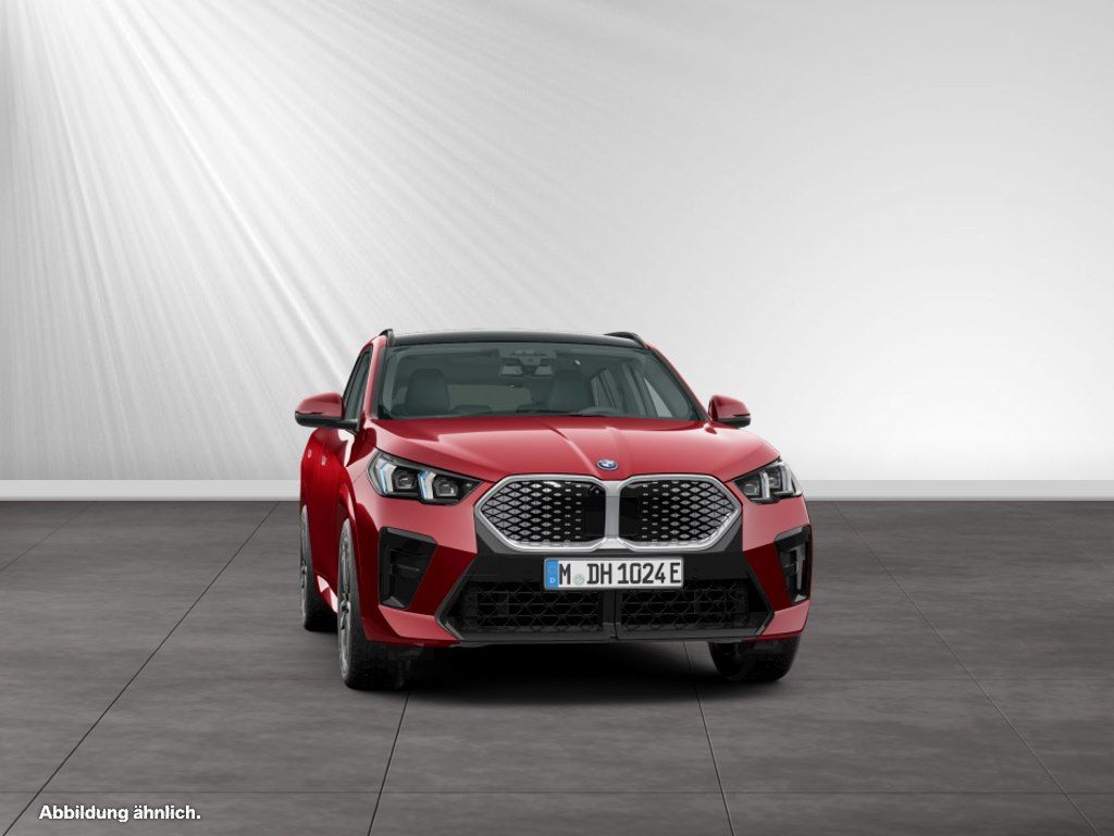BMW iX2 - Bild 13