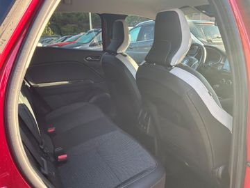 Renault Captur - 12