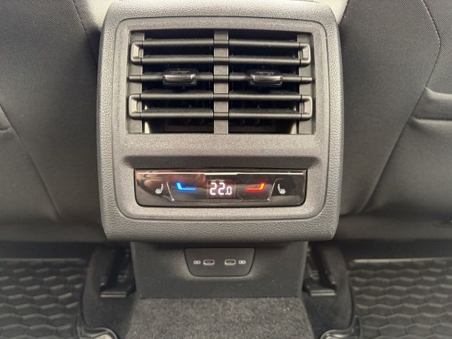 Golf VIII 1.5 TSI DSG Active Bluetooth Navi LED