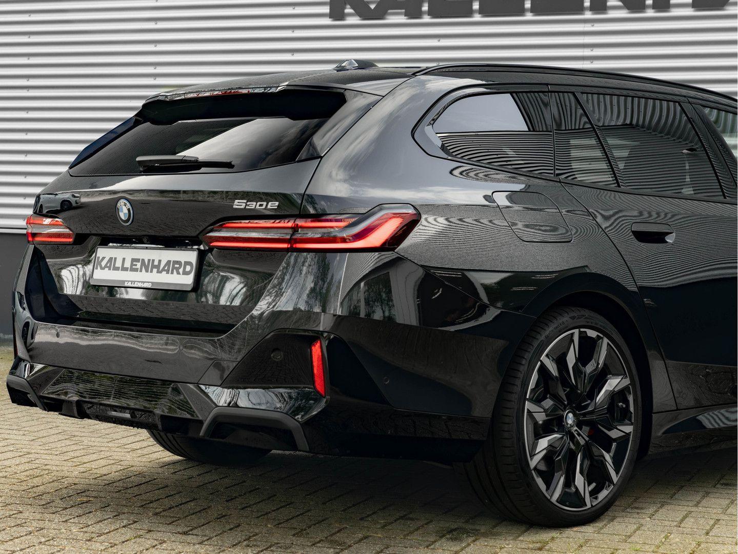 BMW 530 5-serie Touring 530e M-Sport Pro - Pano - AH
