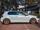 Volkswagen Golf 7 GTI Performance Tracktool 330 PS - Volkswagen Golf: Weiß