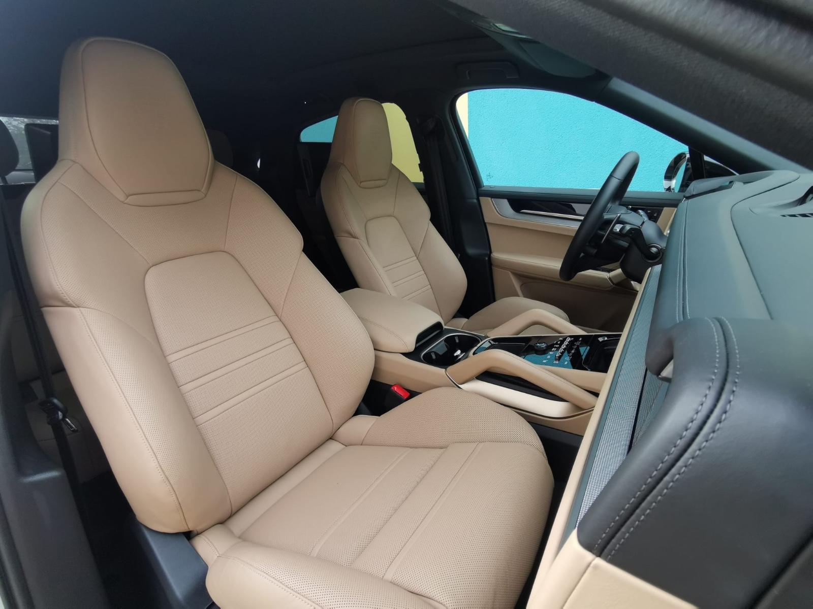 Porsche Cayenne E-Hybrid Coupe*SportDesign*KREIDE*BEIGE*
