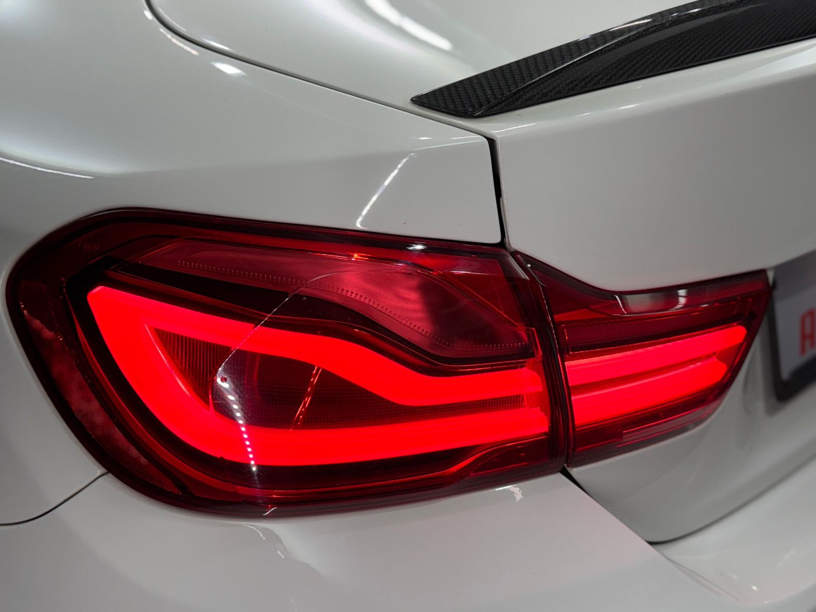 Fahrzeugabbildung BMW M4 Competition COUPE|H&K|HEAD-UP|360°|KARBON