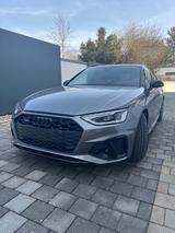 Audi A4 Avant 45 TFSI quattro Edition One Matrix - Audi A4: Edition