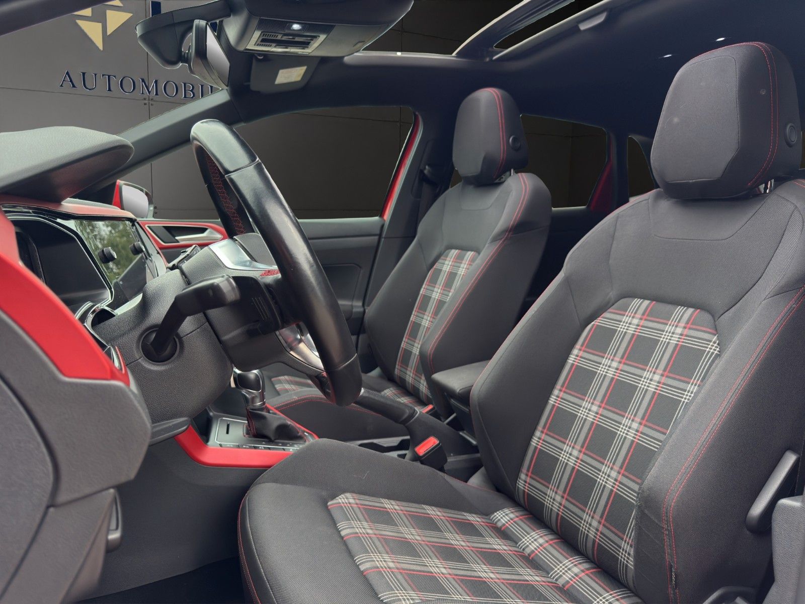 Fahrzeugabbildung Volkswagen Polo VI GTI *Beats*Pano*LED*Digital Cockpit*